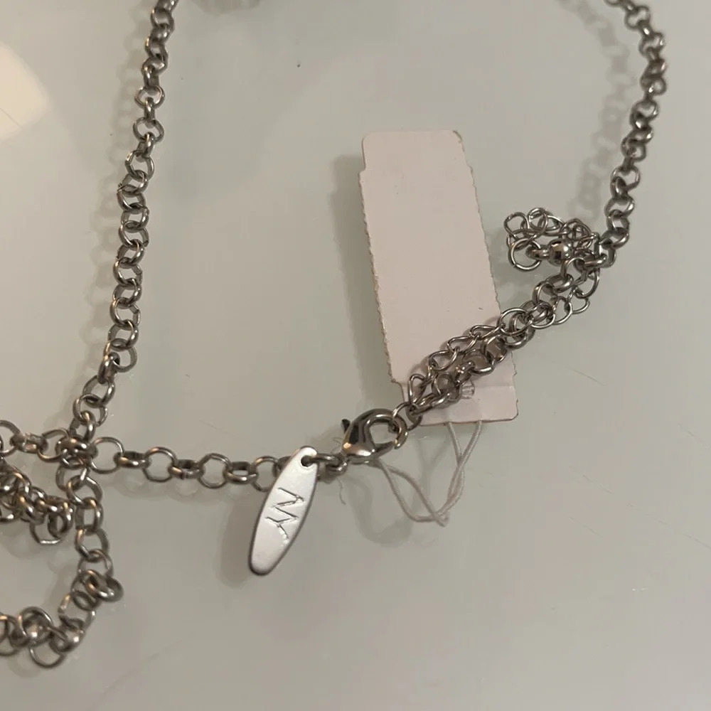3x$25 ❤️ New York & Co long chain necklace rose pendant ❤️ - Picture 14 of 15